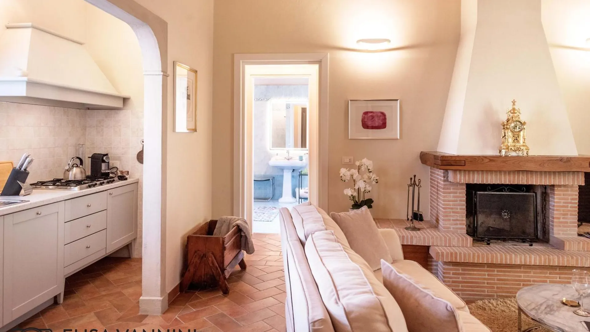 Opera In Rosso Apartamento Lajatico Itália